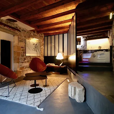 Le Clos De Sainte Croix