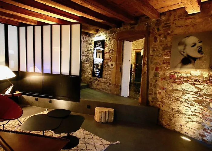 Le Clos De Sainte Croix Apartamento *
