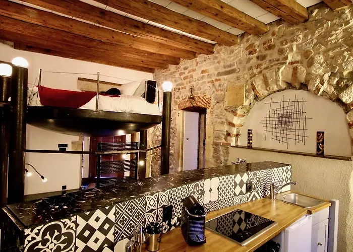 Le Clos De Sainte Croix Apartamento